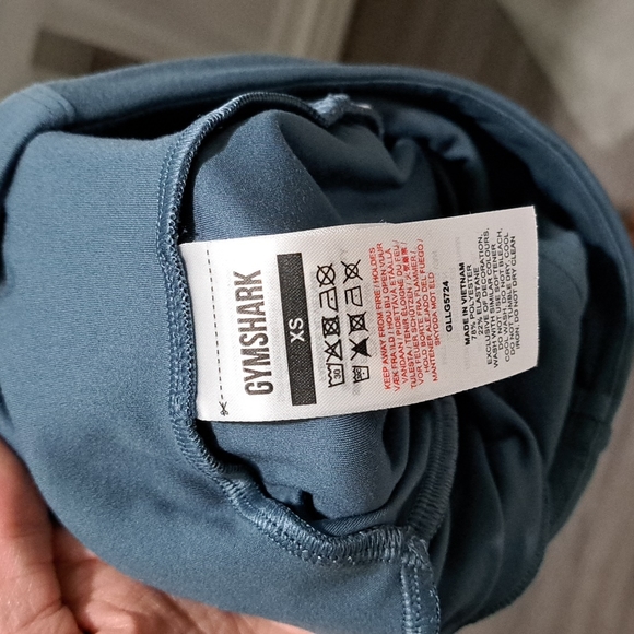 🦈 Gymshark Training Graphic Leggings in Teal - Picture 5 of 6